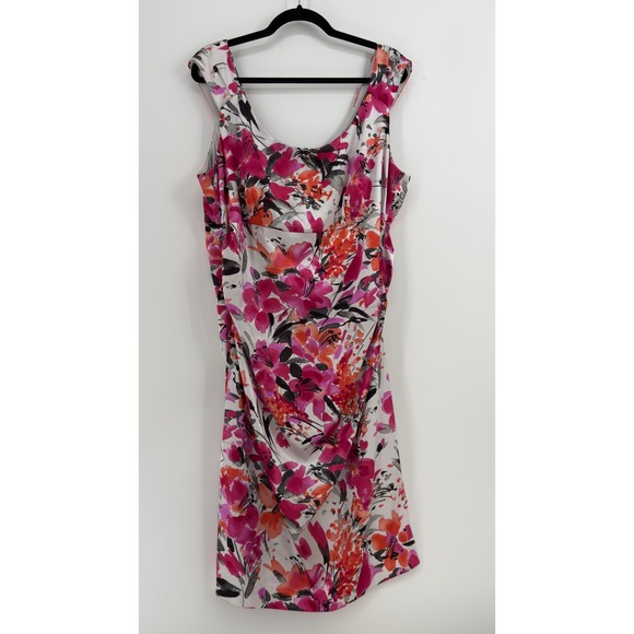London Times Dresses & Skirts - Floral Pink Sleeveless Dress